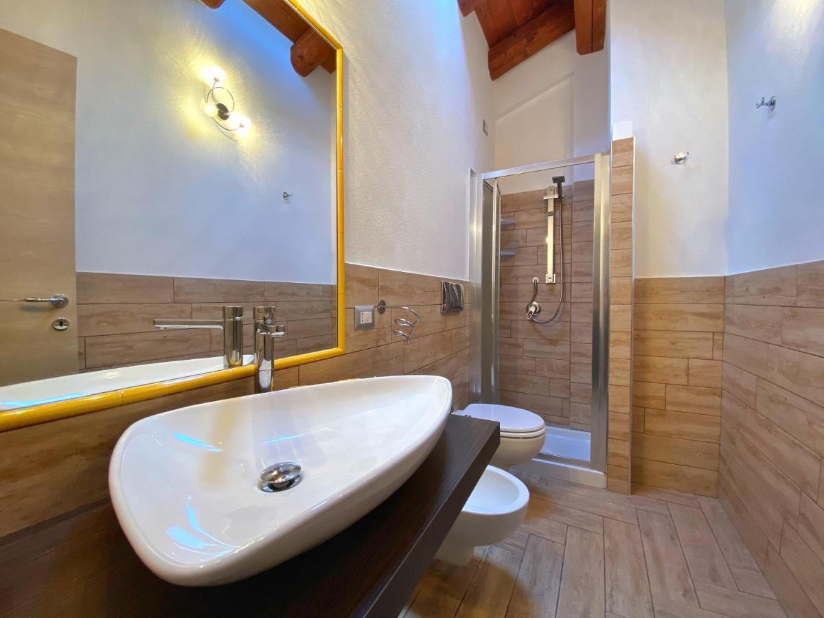 Gioia Guesthouse カブラス エクステリア 写真