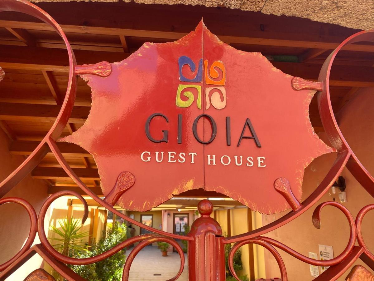 Gioia Guesthouse カブラス エクステリア 写真