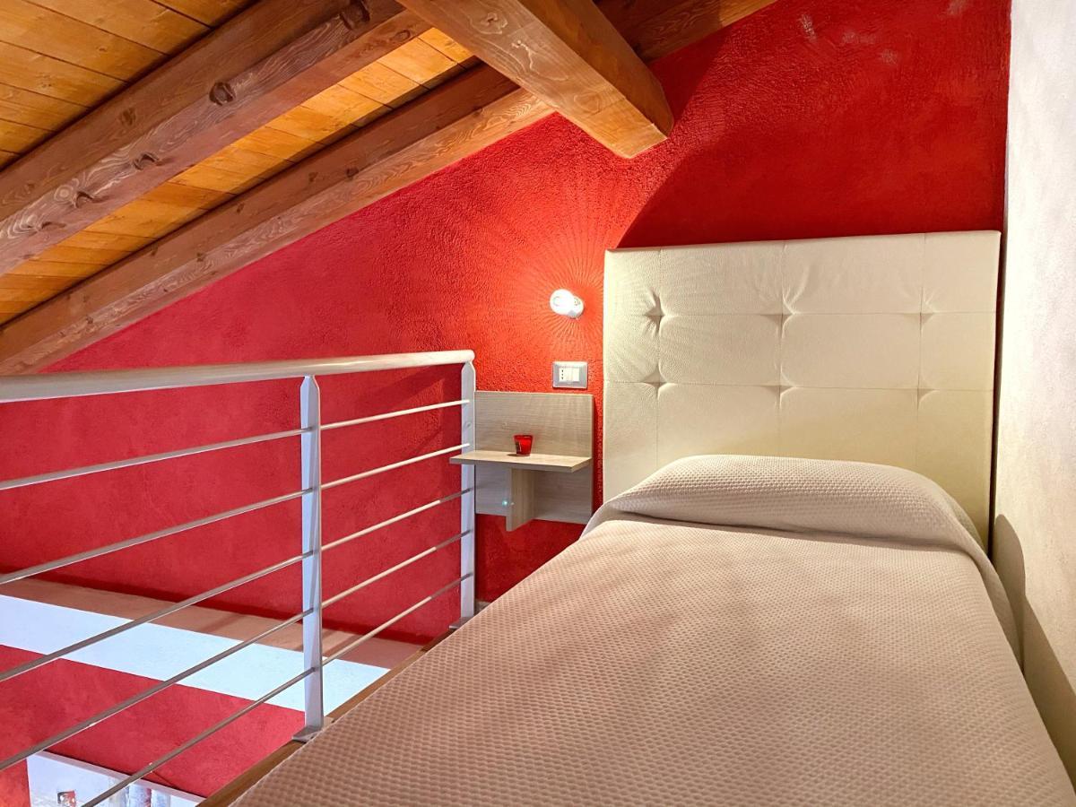 Gioia Guesthouse カブラス エクステリア 写真